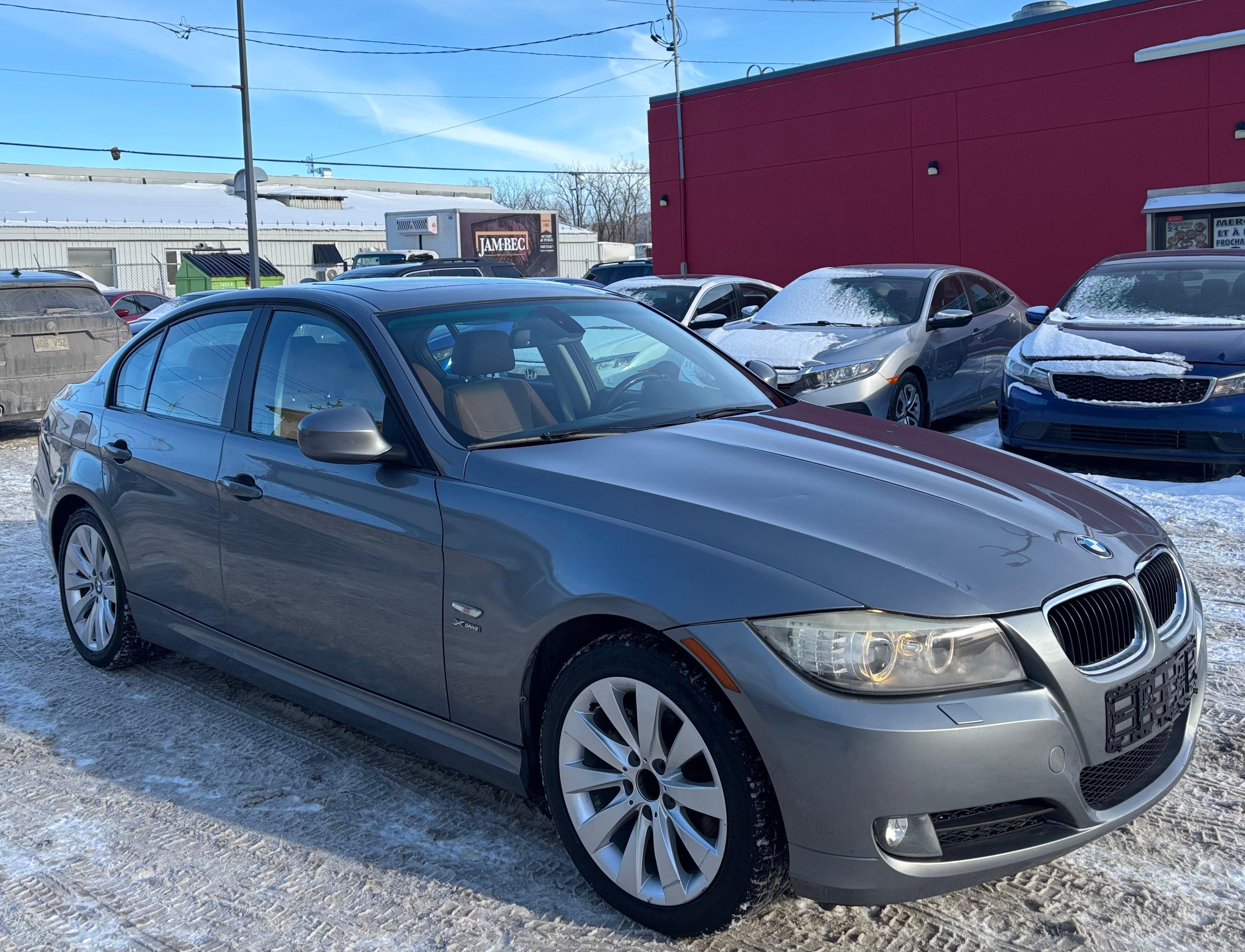 Bmw 3 Series 2010 - Image 8