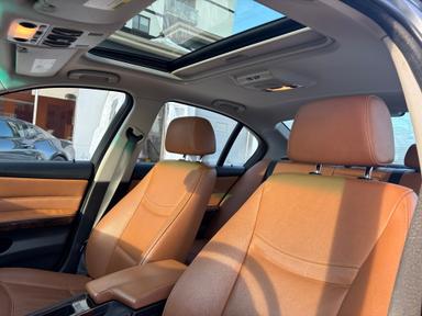 Bmw 3 Series 2010 - Thumbnail 13