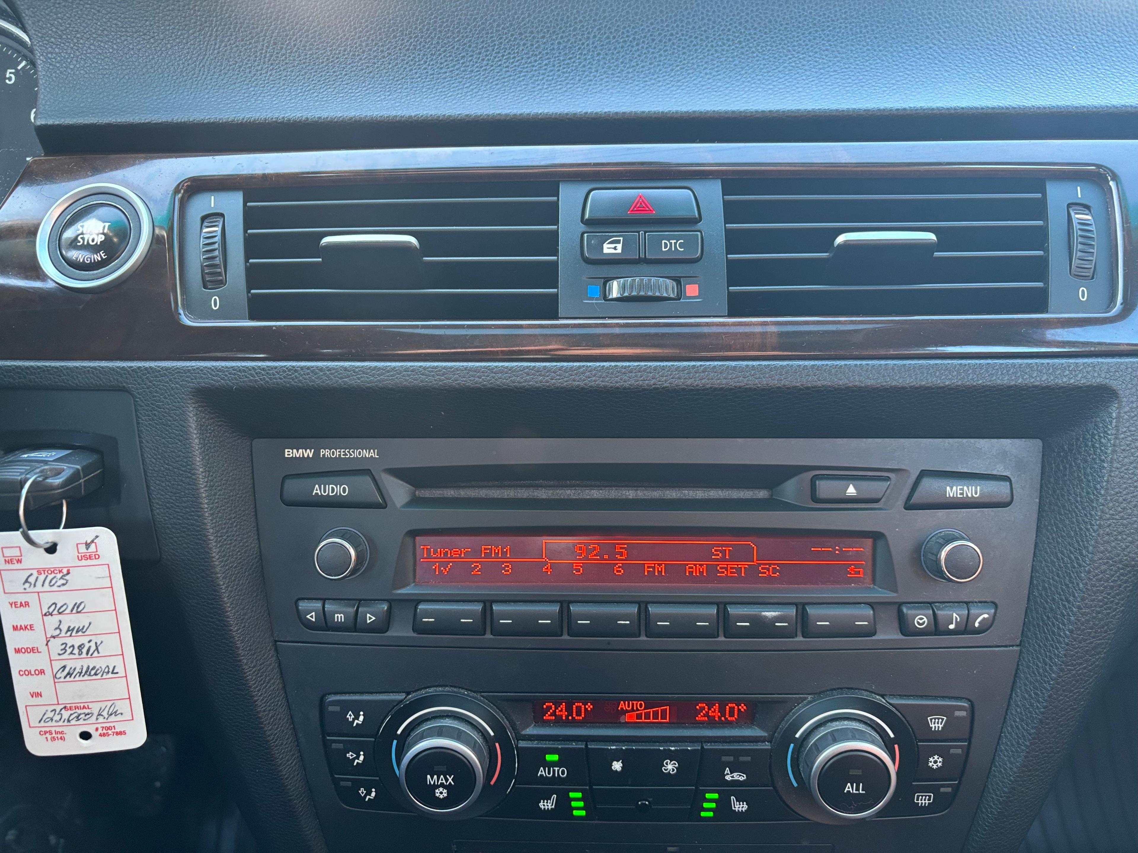 Bmw 3 Series 2010 - Image 16