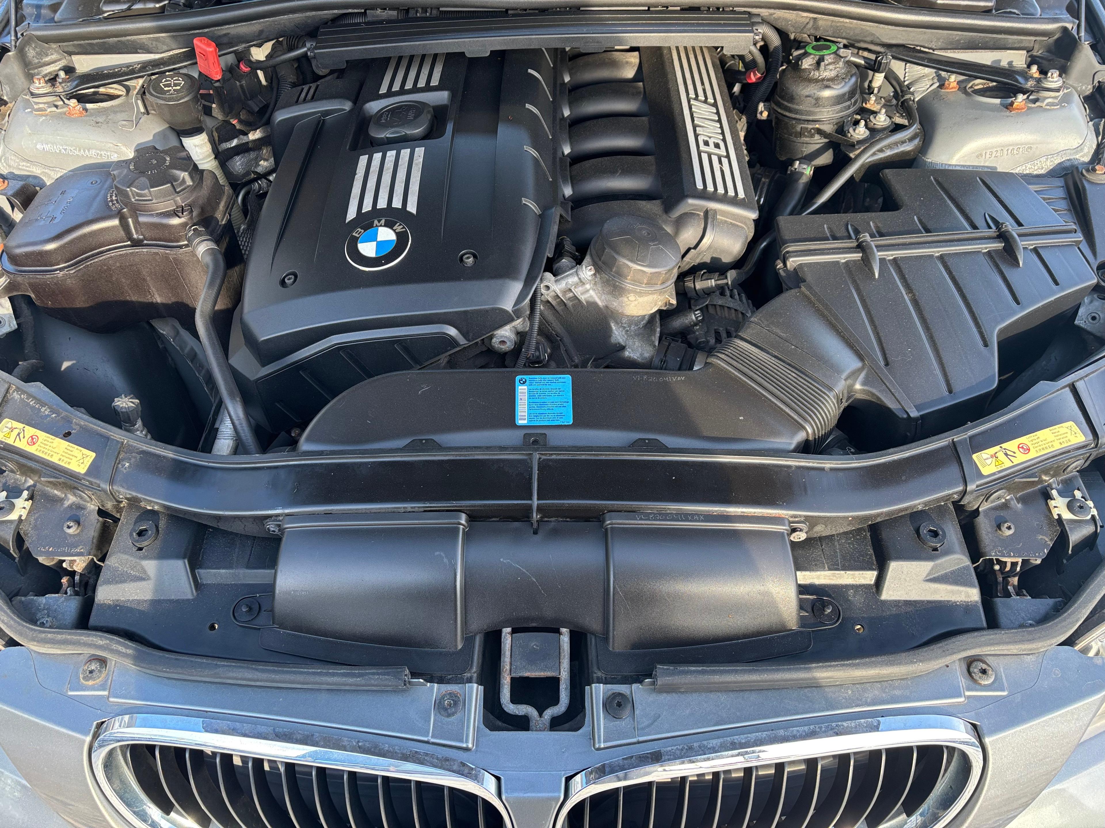 Bmw 3 Series 2010 - Image 21