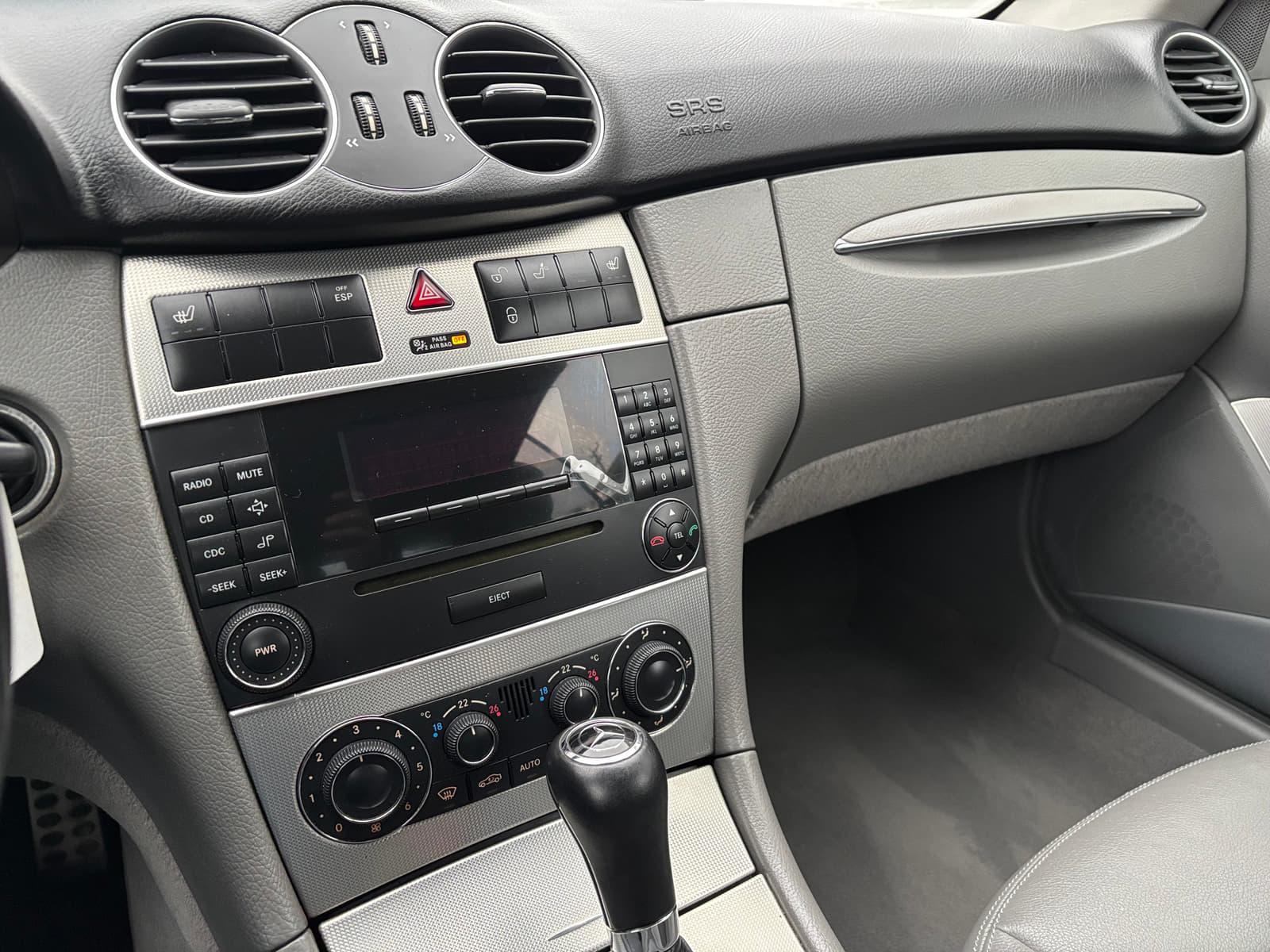 Mercedes-Benz CLK 350 2006 - Image 15