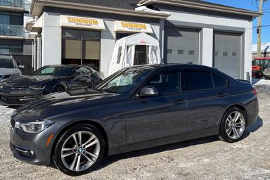 Bmw 330i 2018 - Thumbnail 2