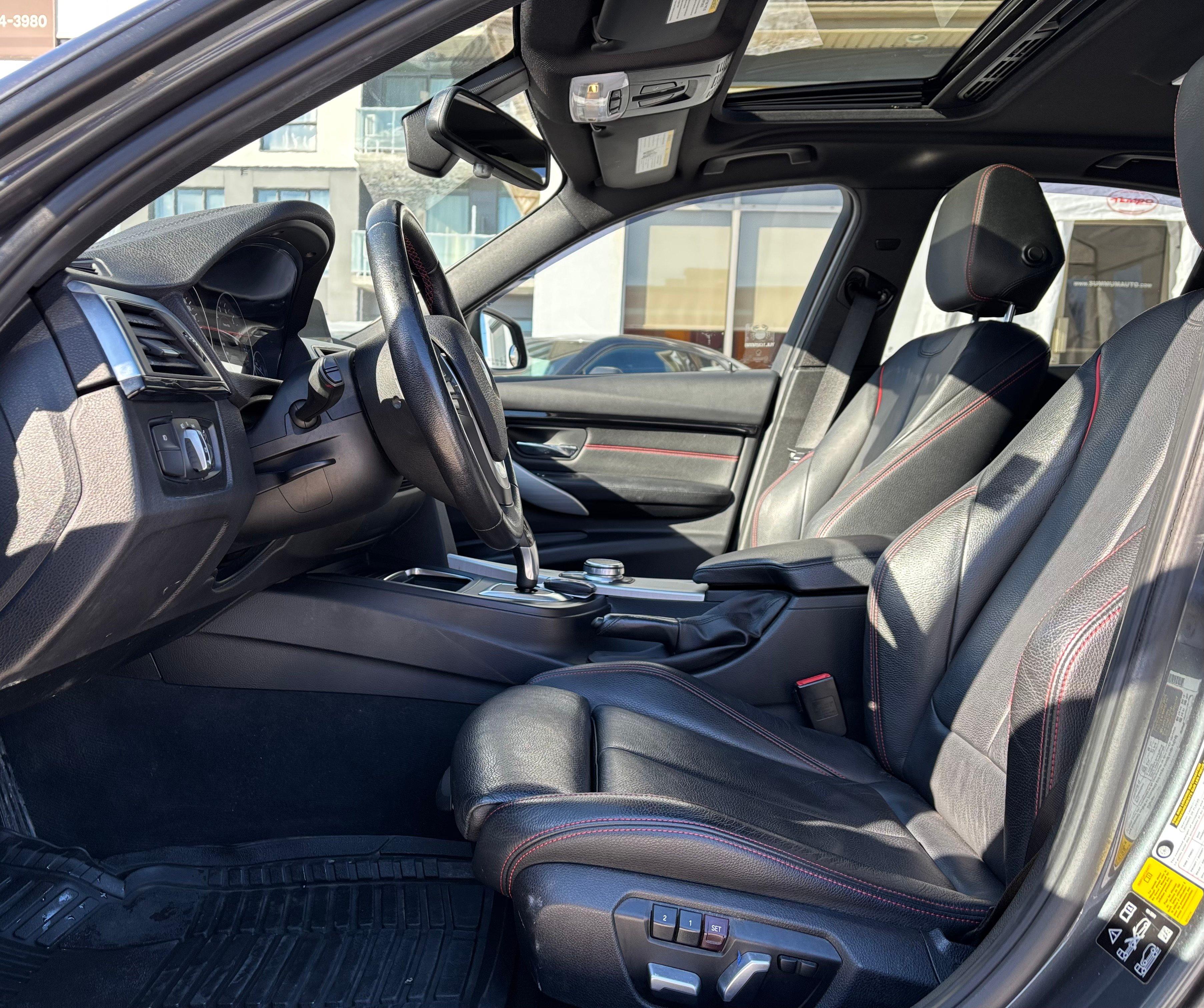 Bmw 330i 2018 - Image 13