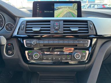 Bmw 330i 2018 - Thumbnail 18