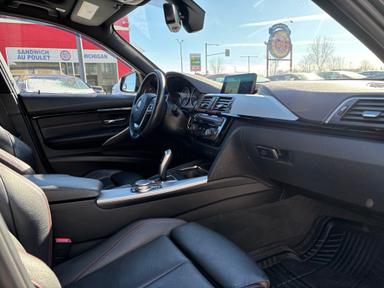 Bmw 330i 2018 - Thumbnail 21