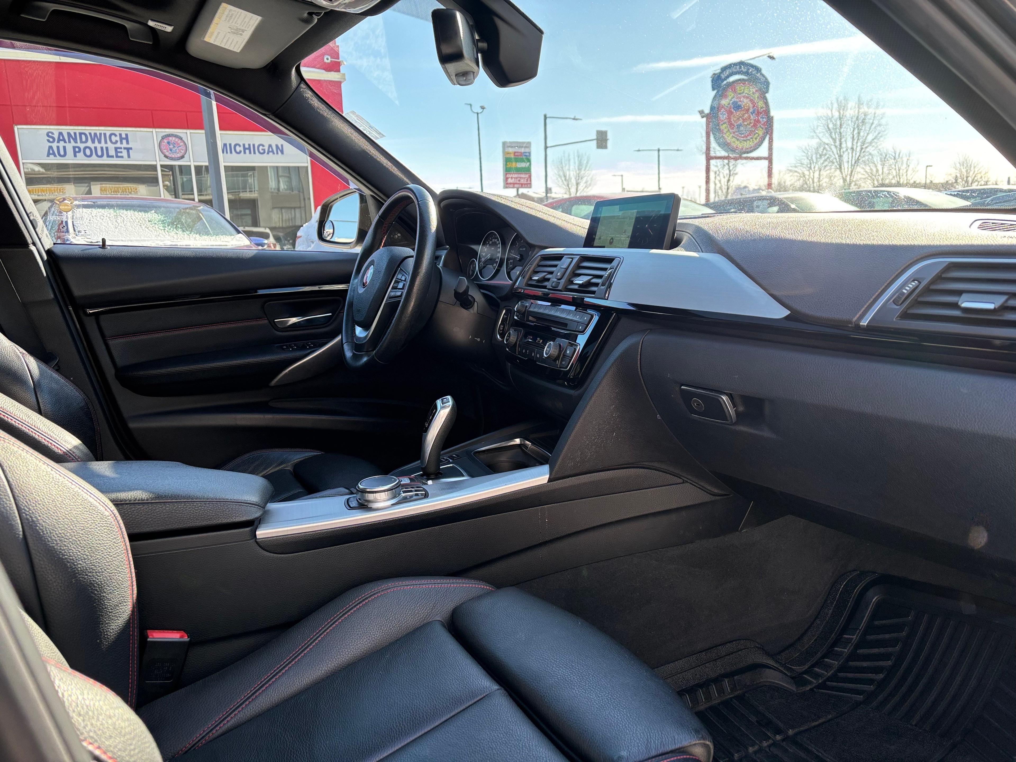 Bmw 330i 2018 - Image 21