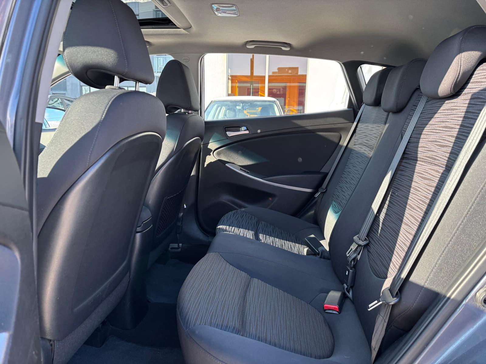 Hyundai Accent 2017 - Image 21