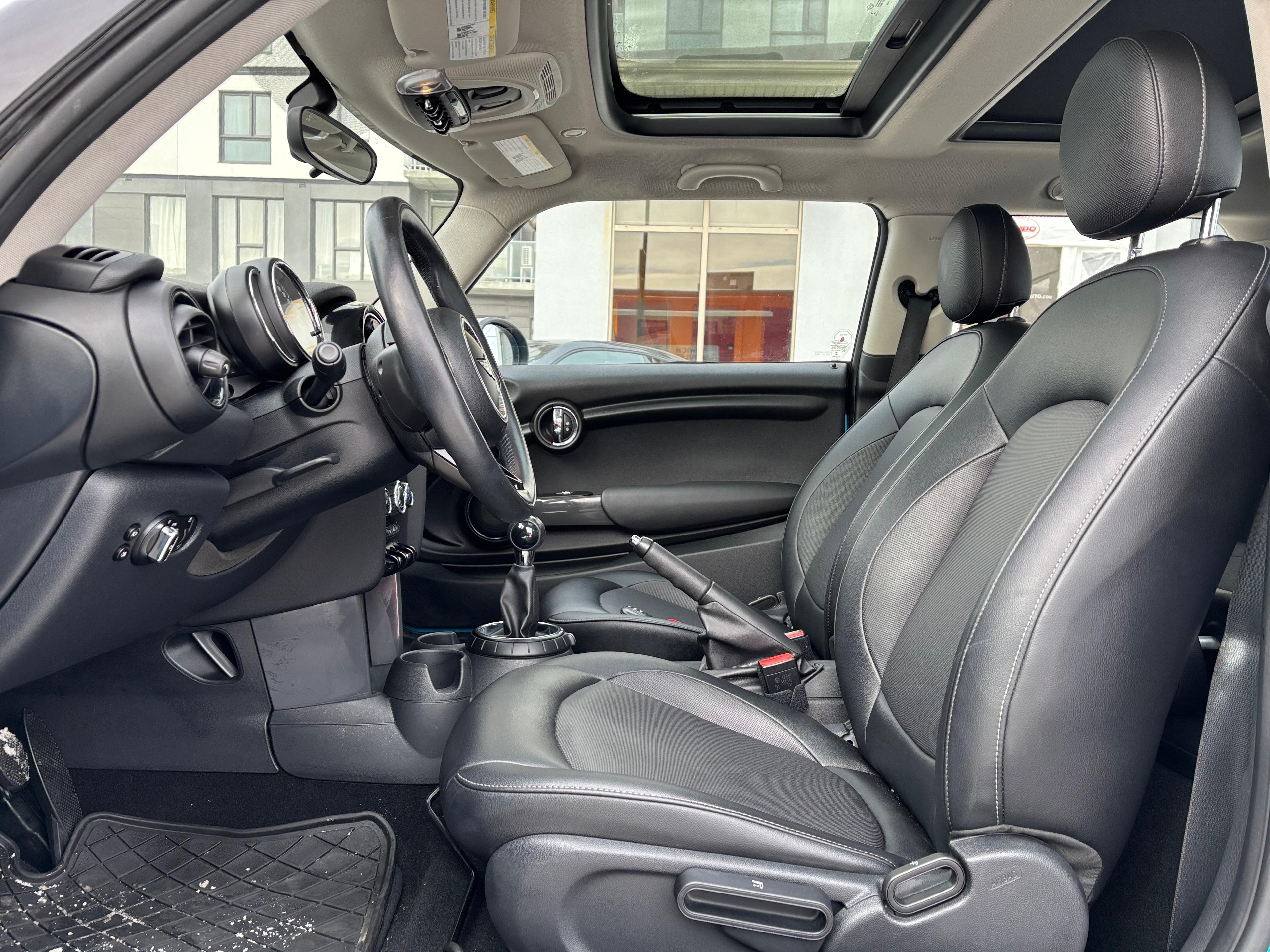 Mini Cooper 2015 - Image 14