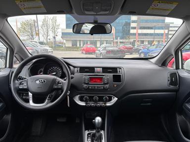 Kia Rio 2015 - Thumbnail 17