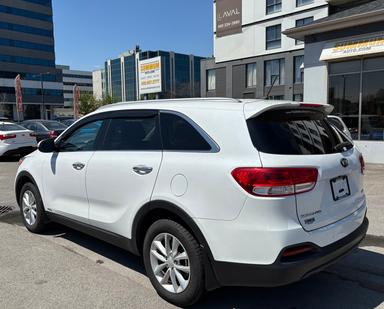 Kia Sorento 2016 - Thumbnail 4