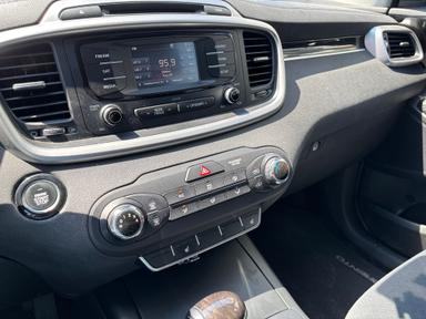 Kia Sorento 2016 - Thumbnail 15