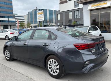 Kia Forte 2024 - Thumbnail 4
