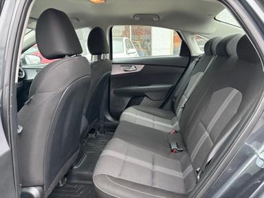 Kia Forte 2024 - Thumbnail 17