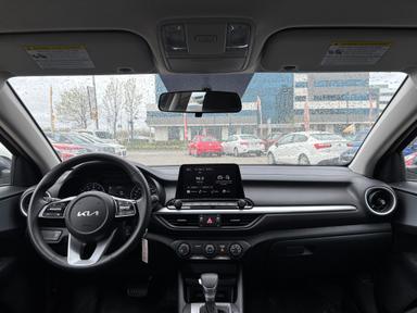 Kia Forte 2024 - Thumbnail 18