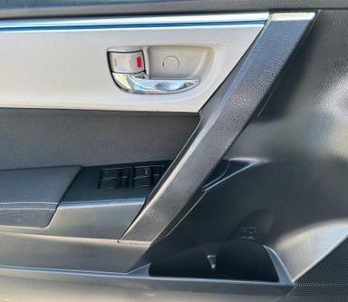 Toyota Corolla 2015 - Thumbnail 11