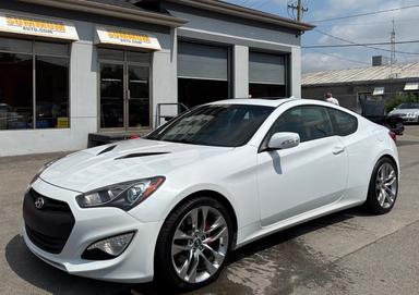 Hyundai Genesis Coupe 2016 - Thumbnail 2