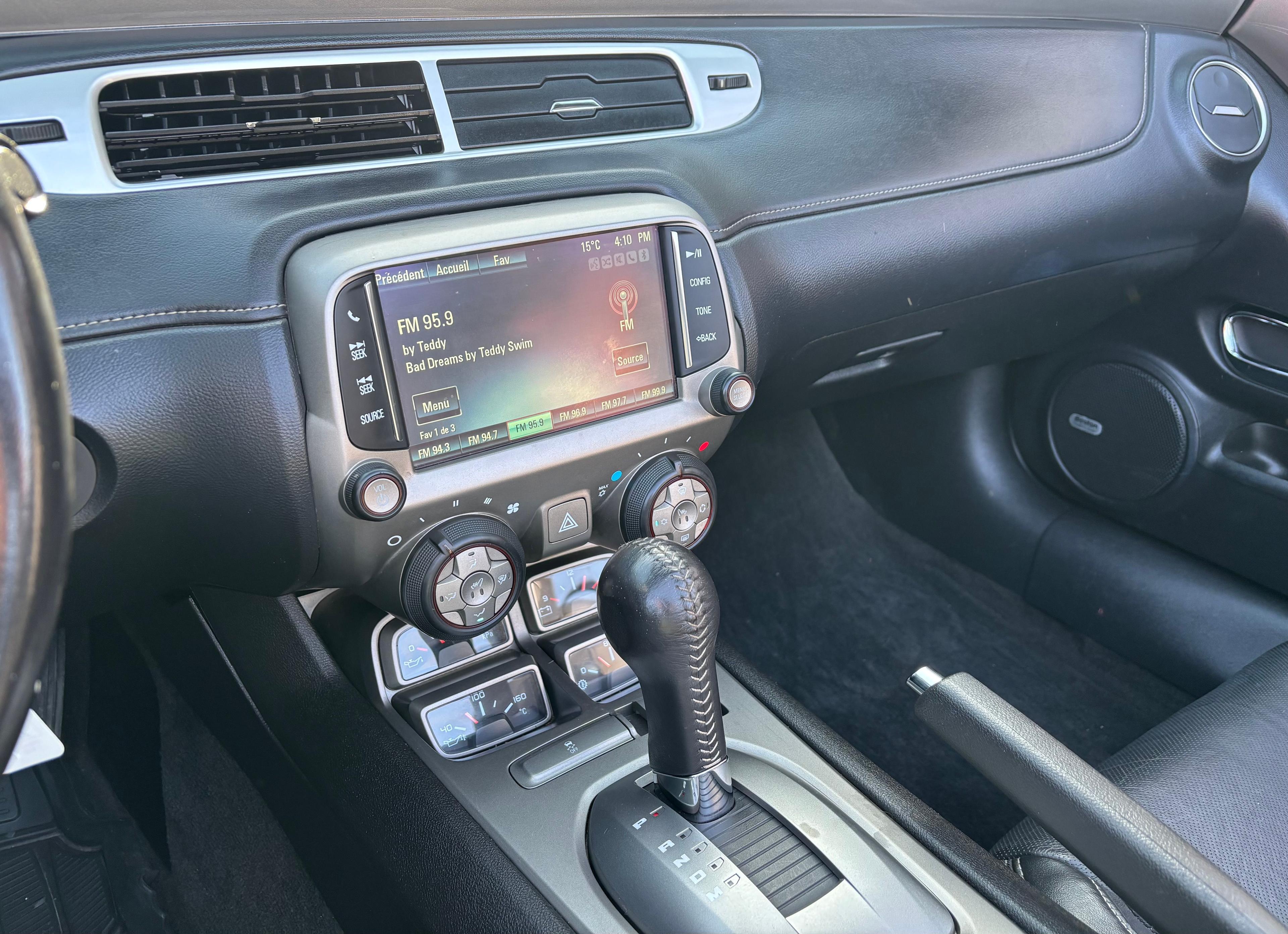 Chevrolet Camaro 2015 - Image 24