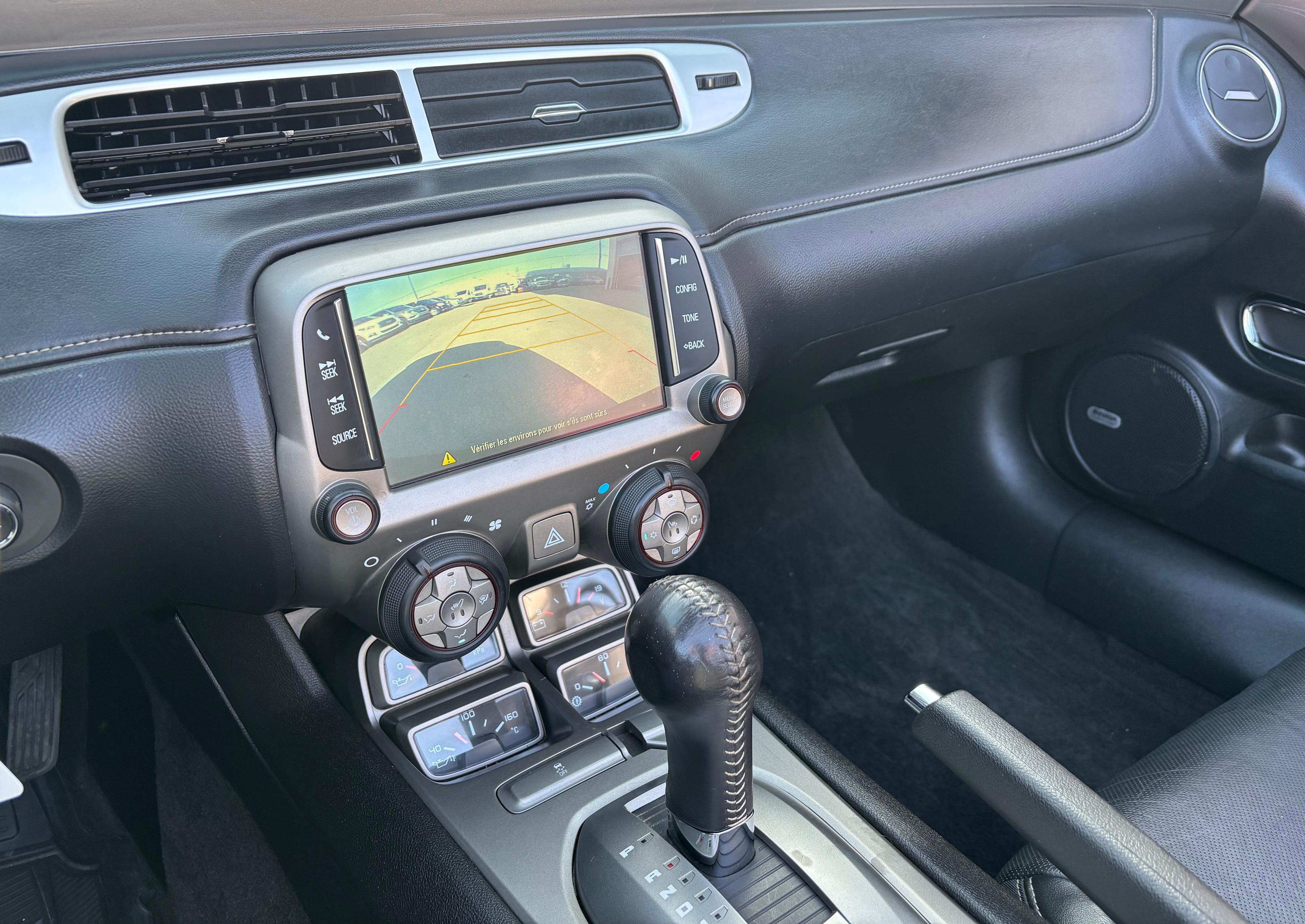 Chevrolet Camaro 2015 - Image 25