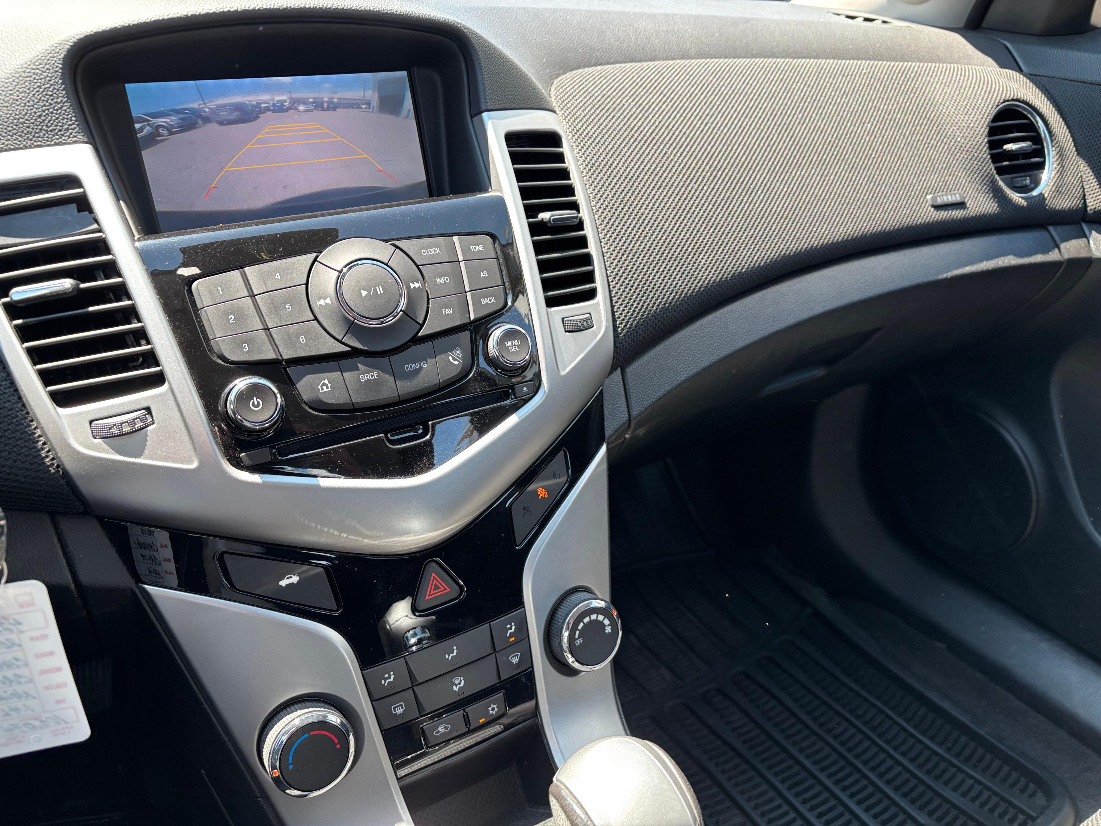 Chevrolet Cruze 2015 - Image 15