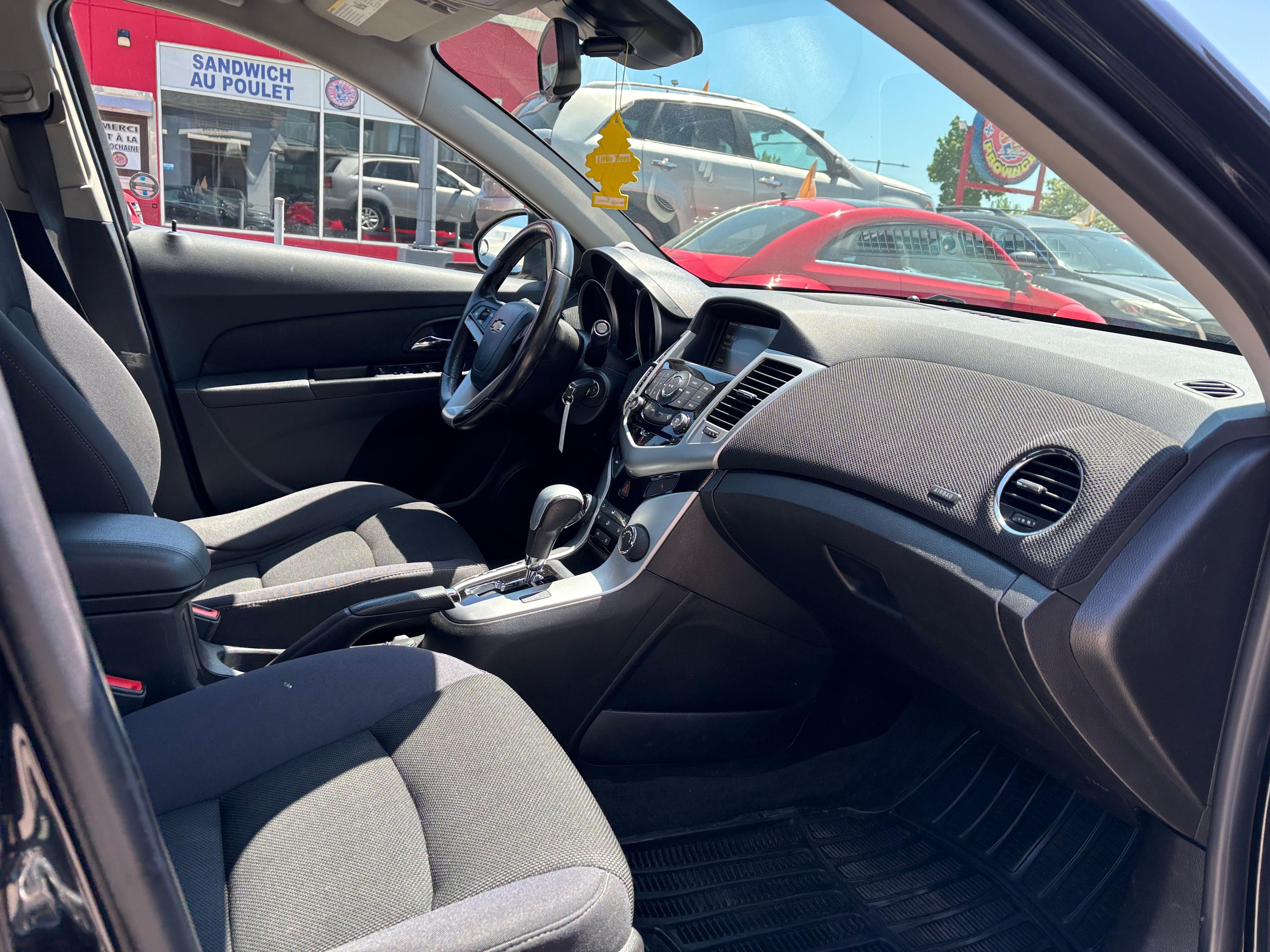 Chevrolet Cruze 2015 - Image 16