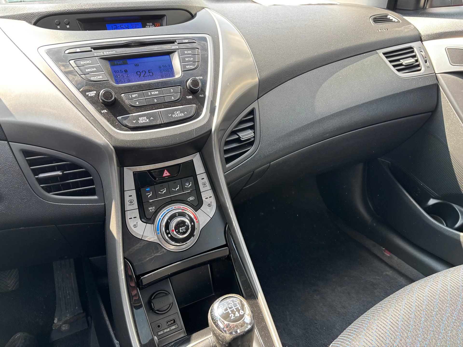 Hyundai Elantra 2013 - Image 16