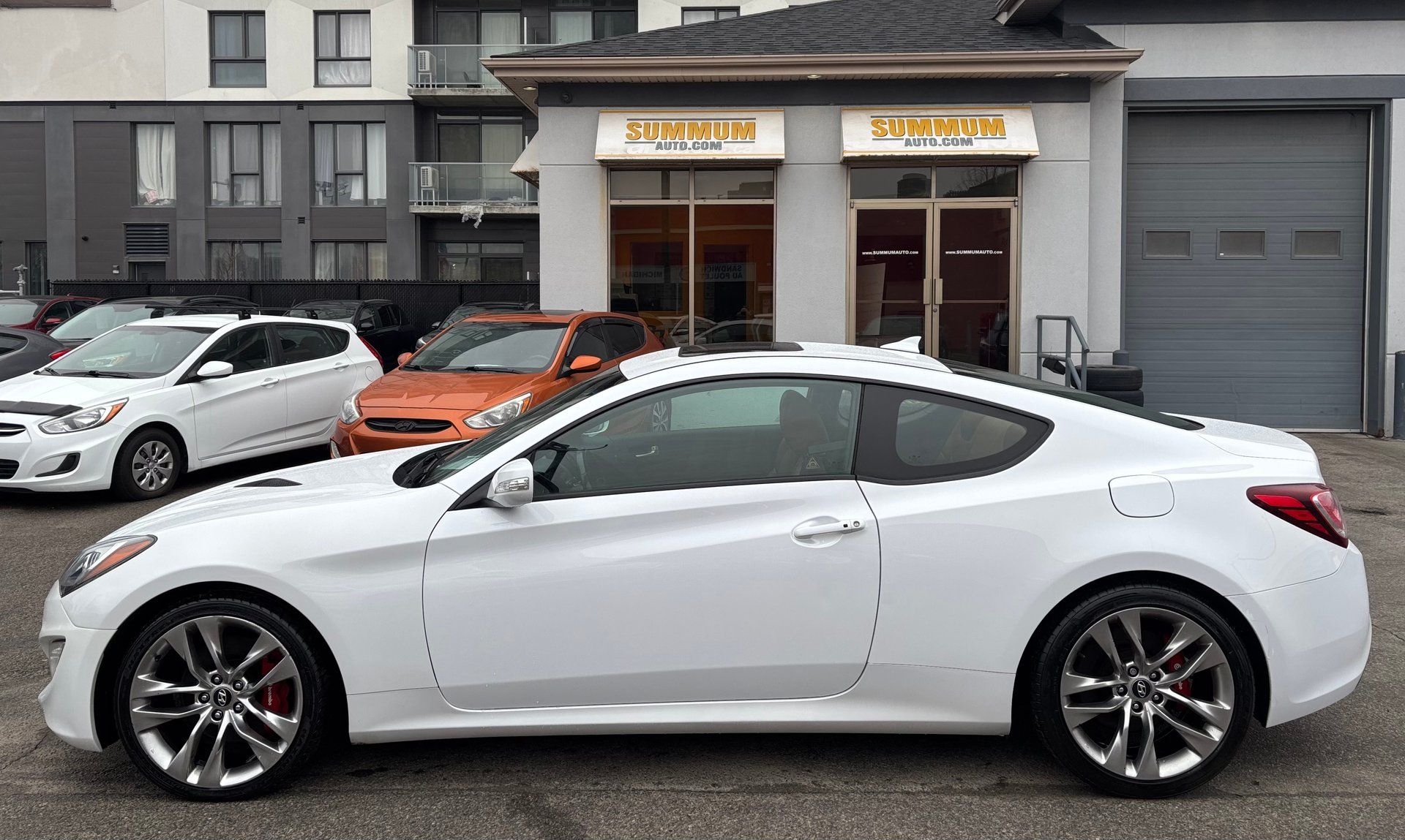 Hyundai Genesis Coupe 2016 - Thumbnail 3