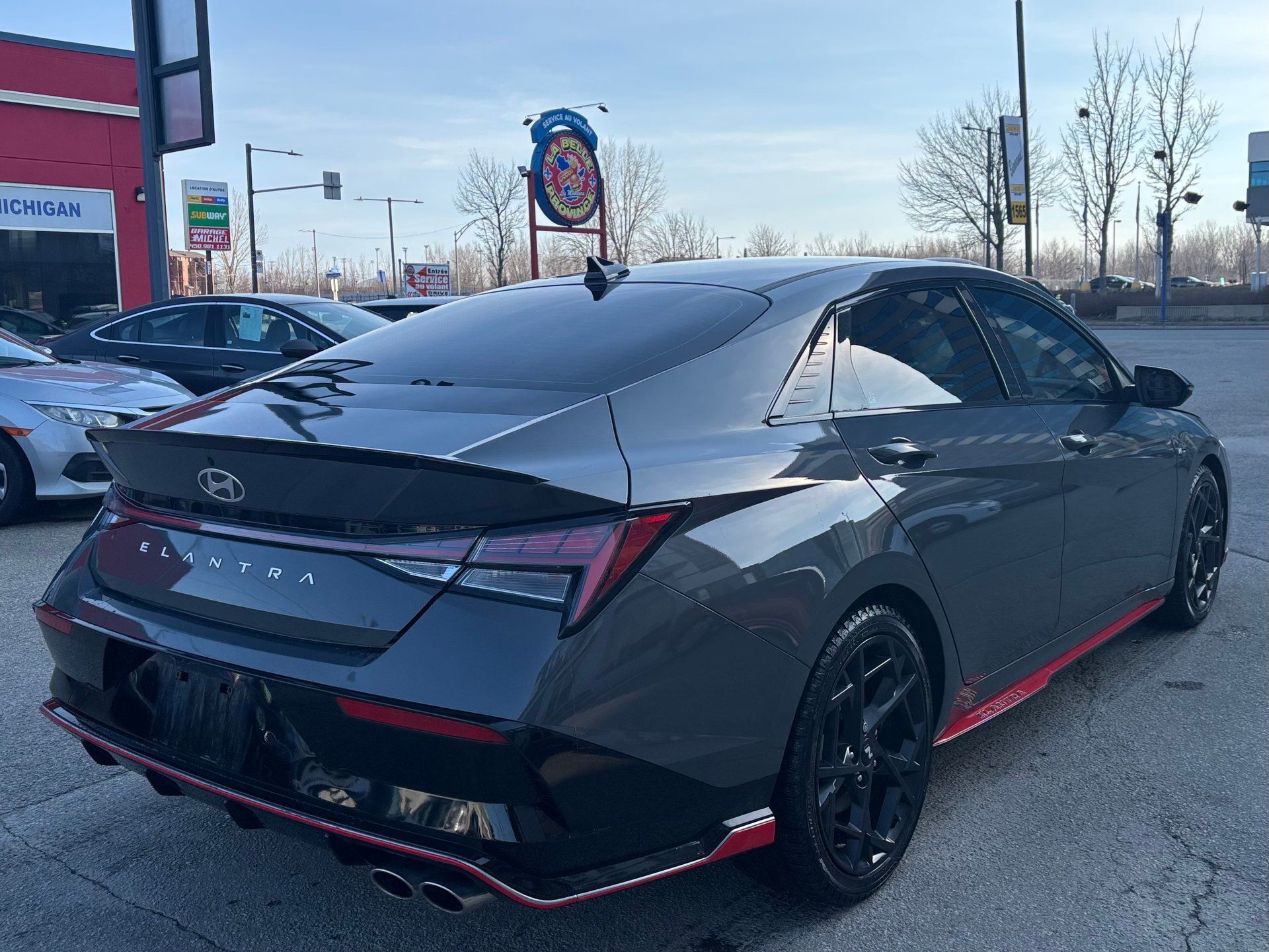 Hyundai Elantra 2024 - Thumbnail 6