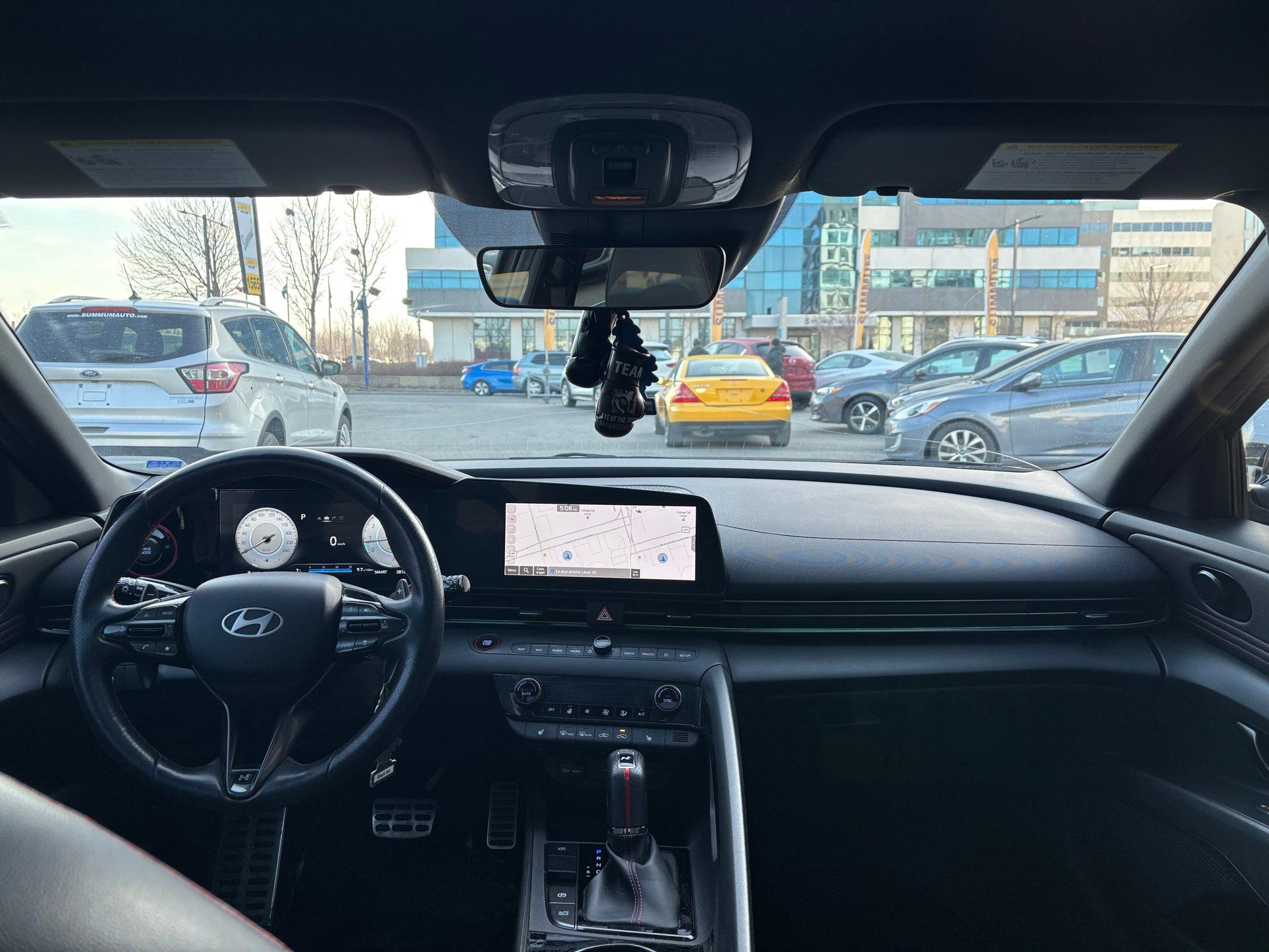 Hyundai Elantra 2024 - Thumbnail 23