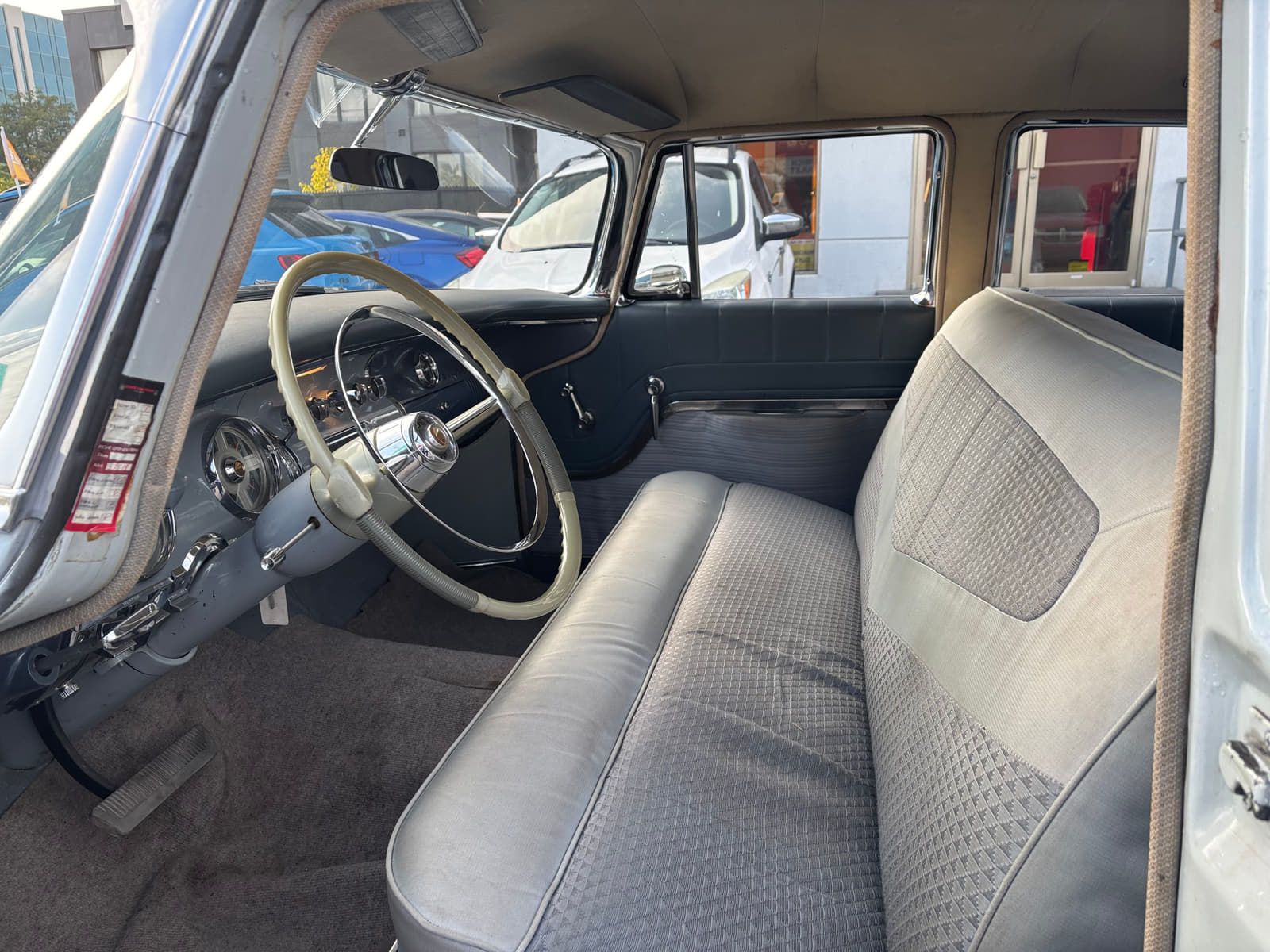 Chrysler New Yorker 1955 - Image 11