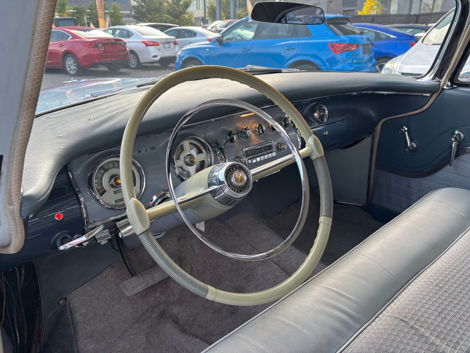 Chrysler New Yorker 1955 - Image 12