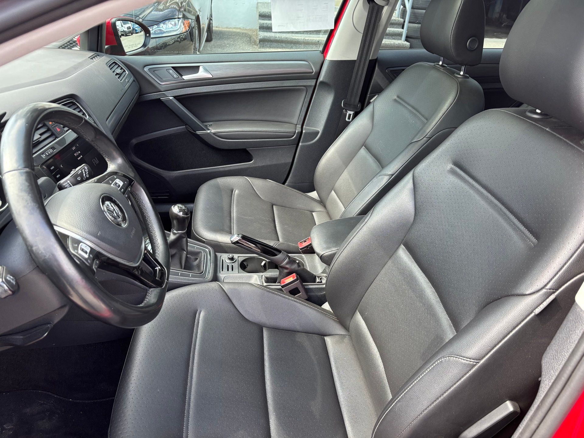 Volkswagen Golf 2019 - Image 14