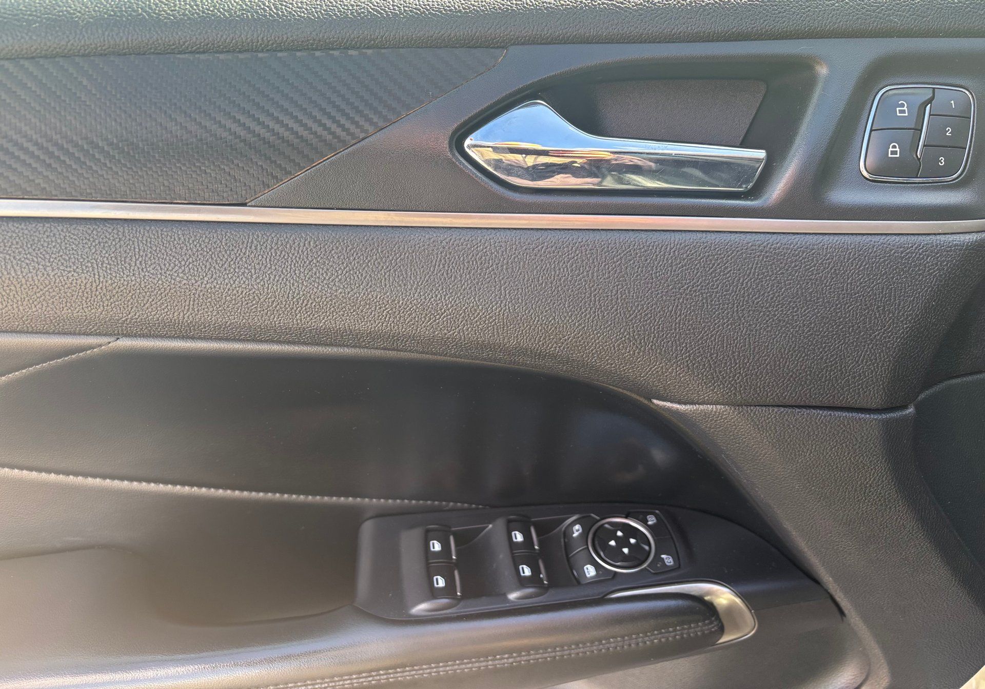 Lincoln MKC 2015 - Image 11