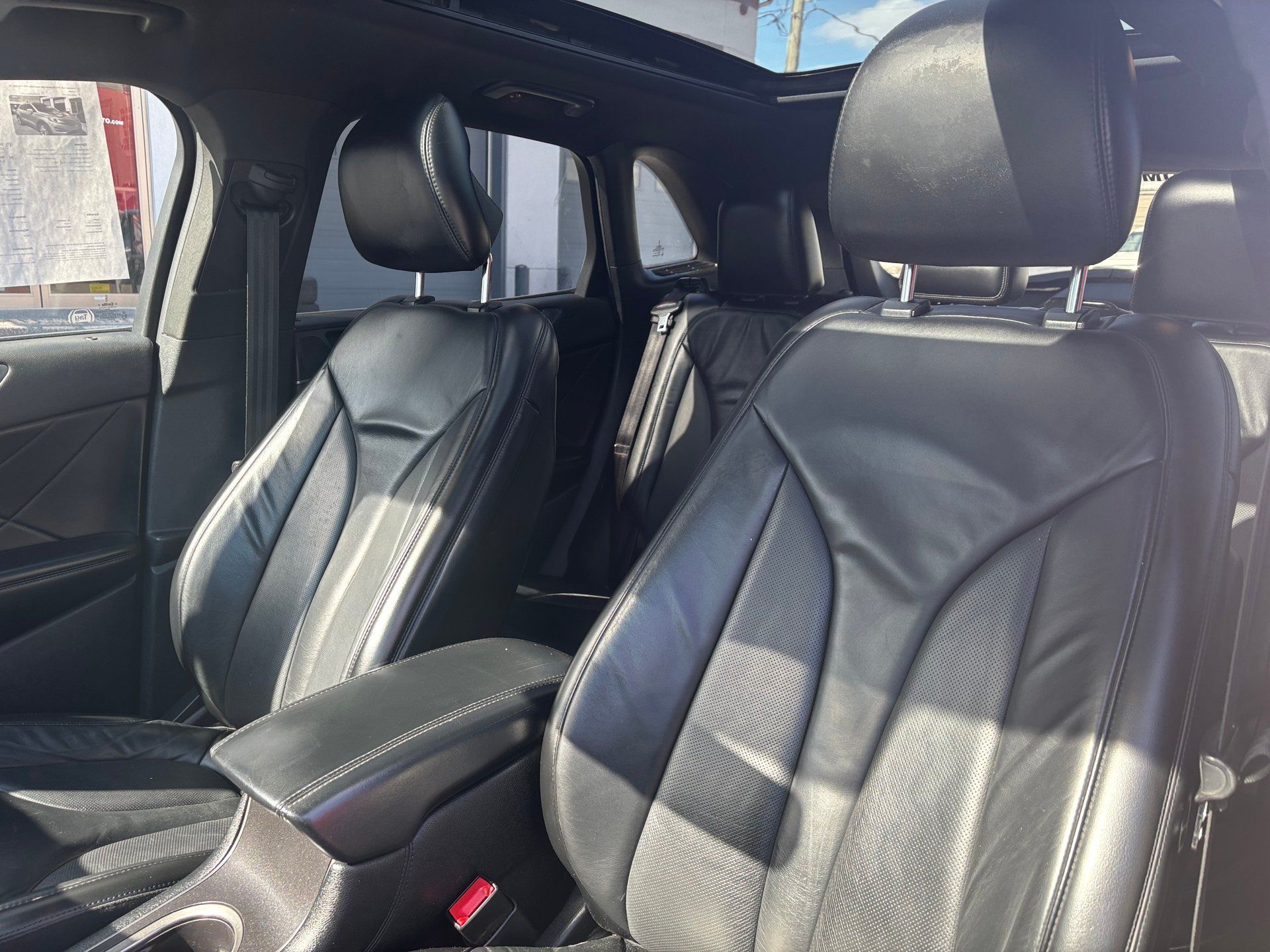 Lincoln MKC 2015 - Image 13