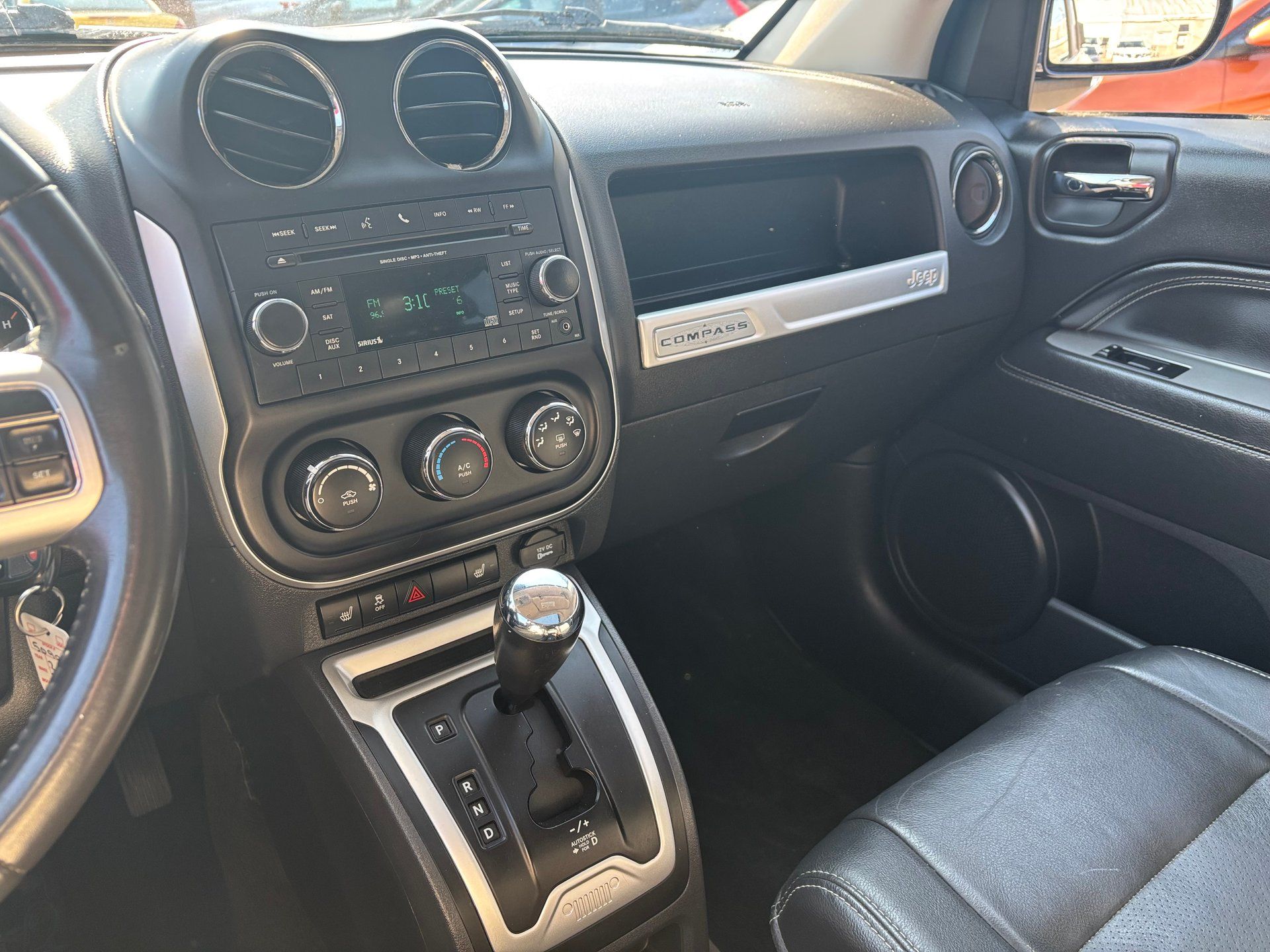 Jeep Compass 2017 - Image 17