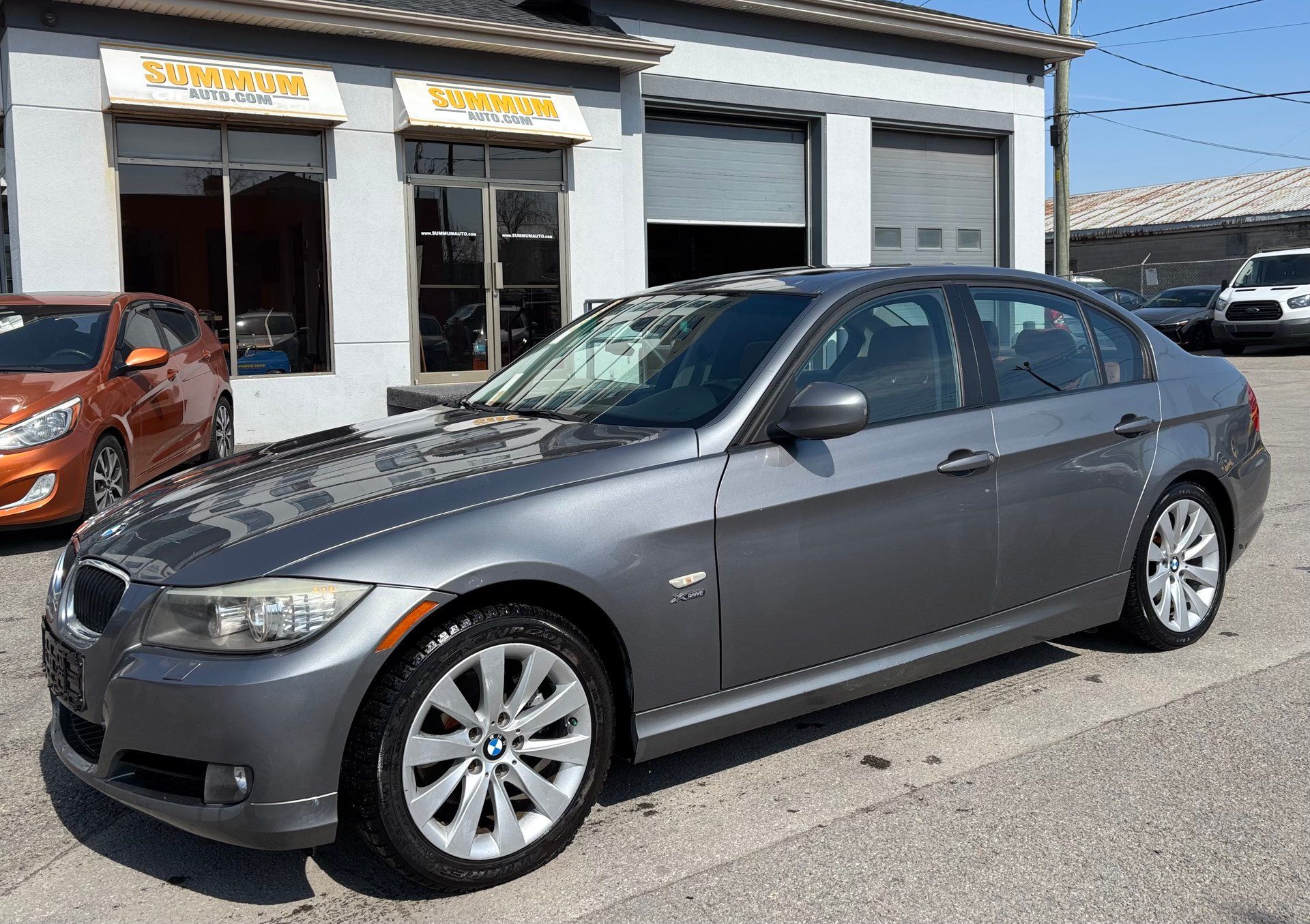 BMW 3 Series 2010 - Image 2