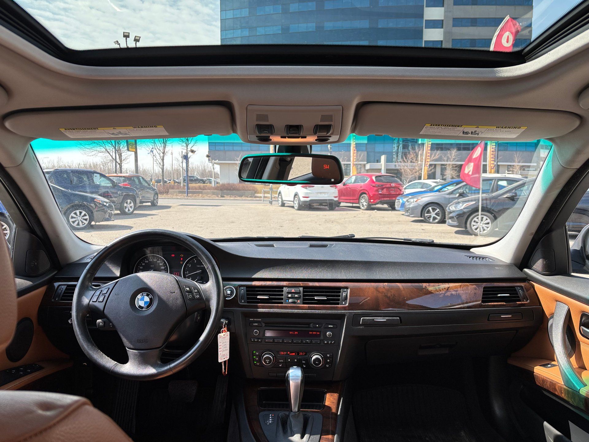 BMW 3 Series 2010 - Image 16