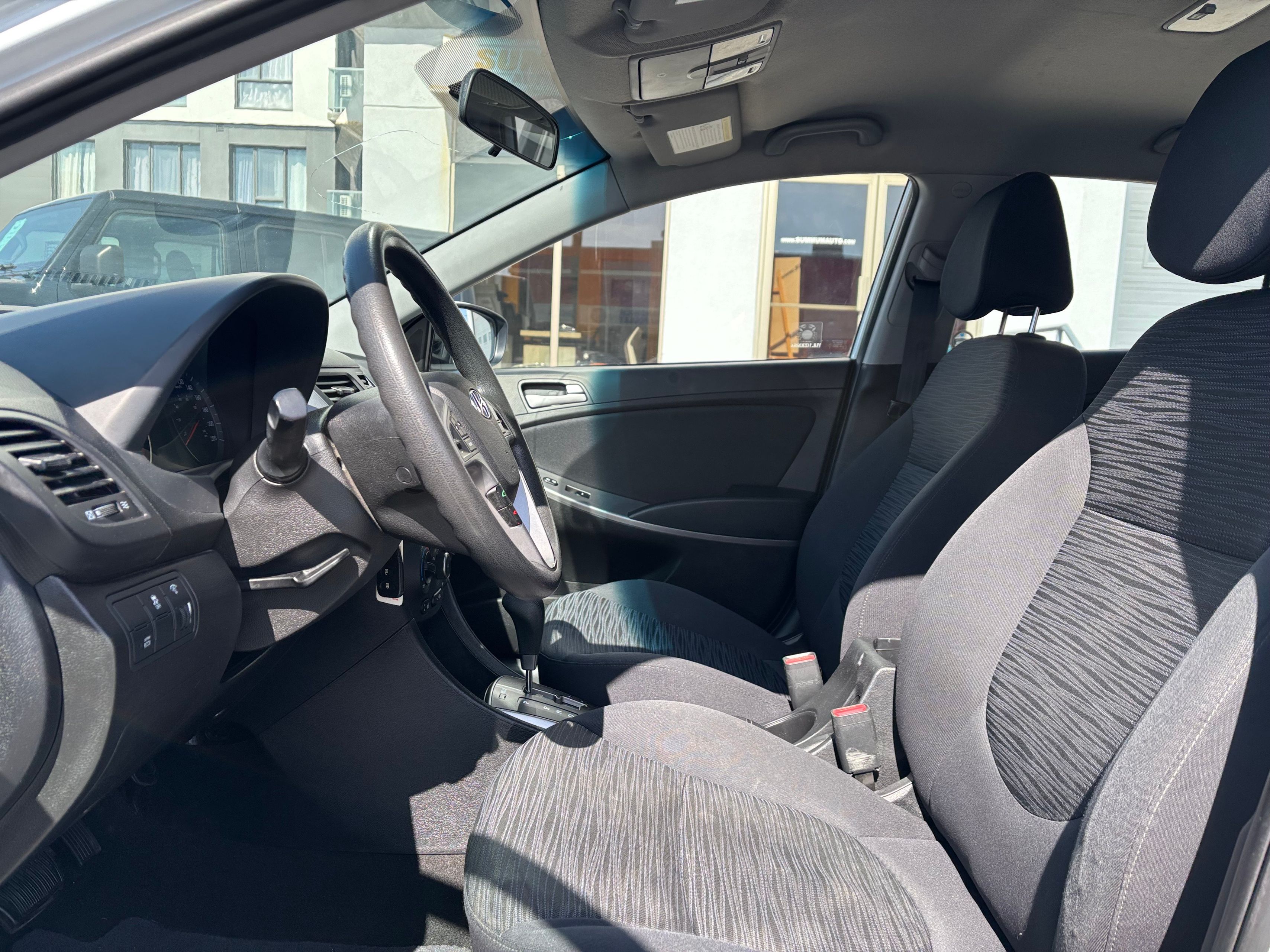 Hyundai Accent 2016 - Image 11