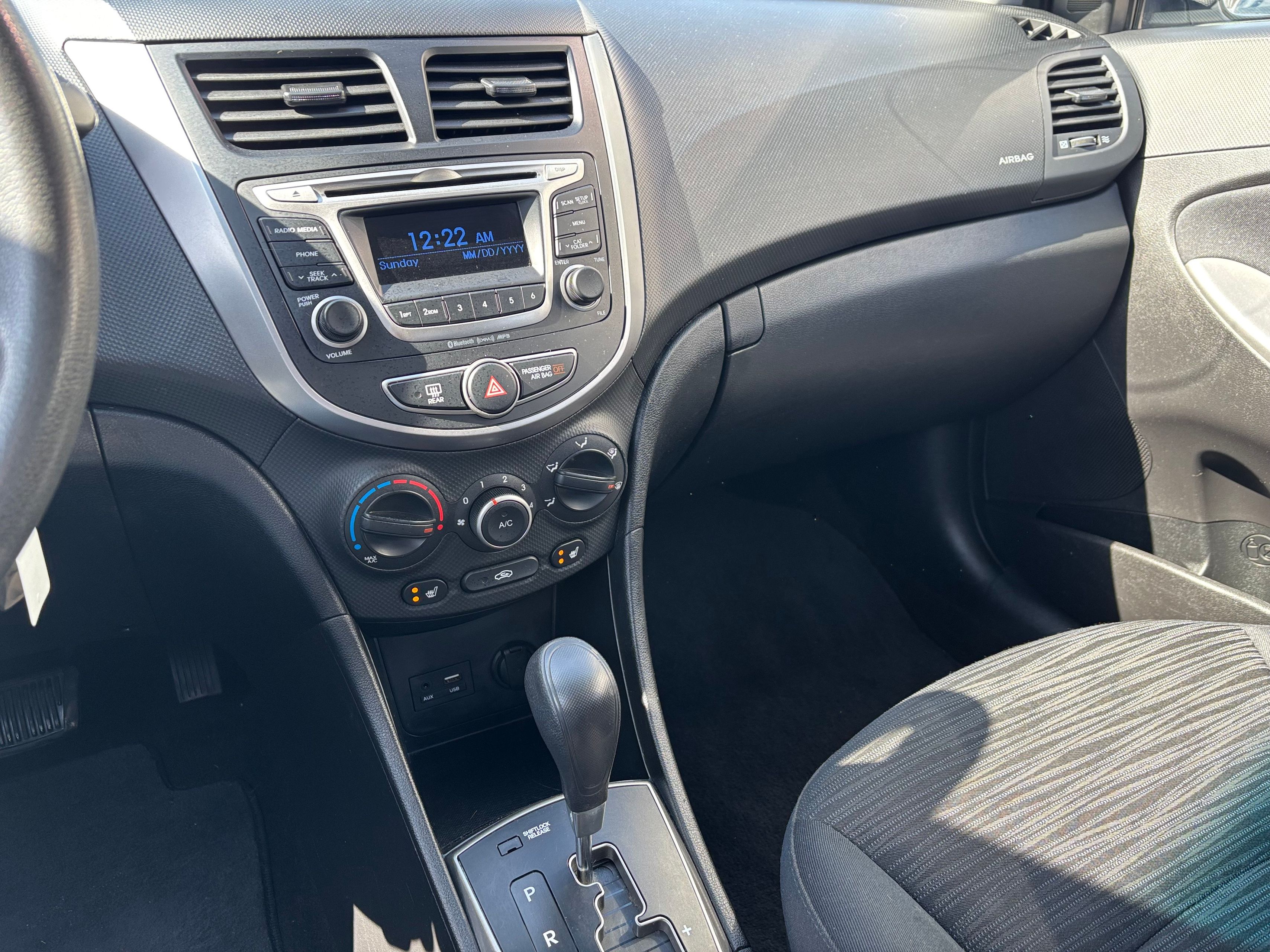 Hyundai Accent 2016 - Image 16