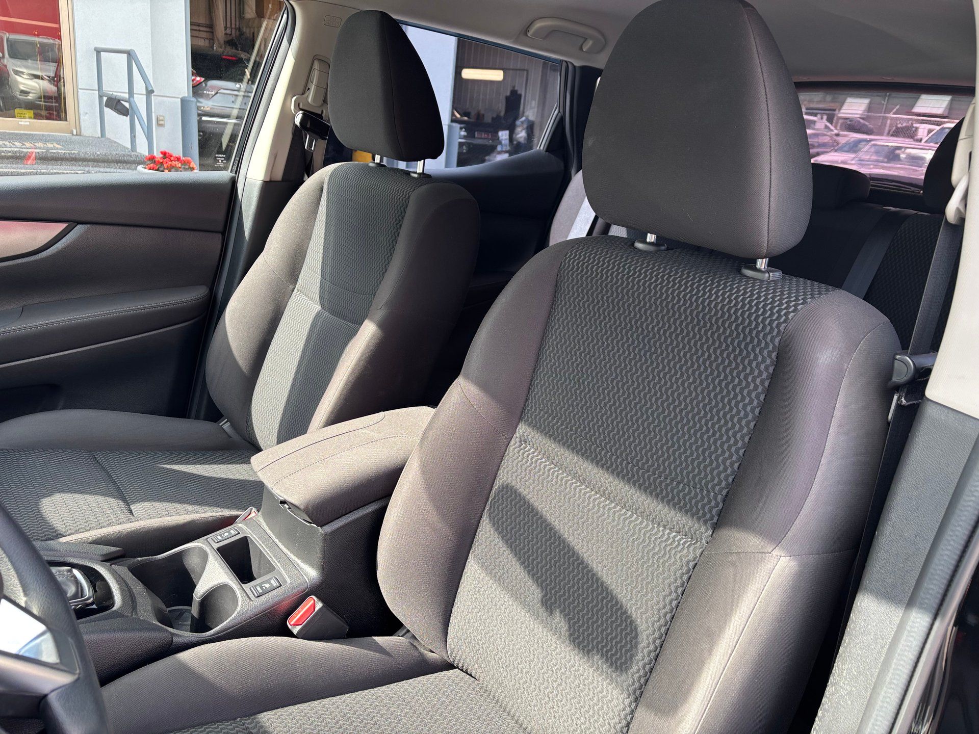 Nissan Qashqai 2018 - Image 13