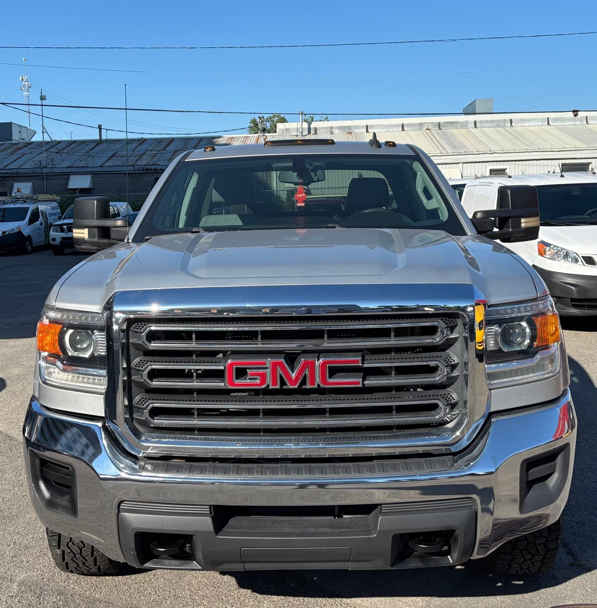 GMC Sierra 2500HD 2017 - Image 11