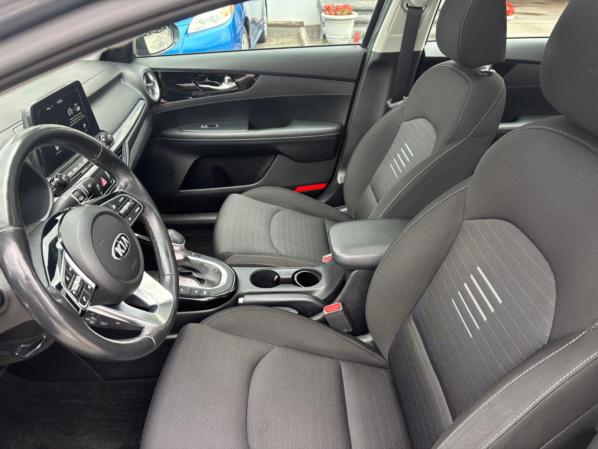 Kia Forte 2021 - Image 13