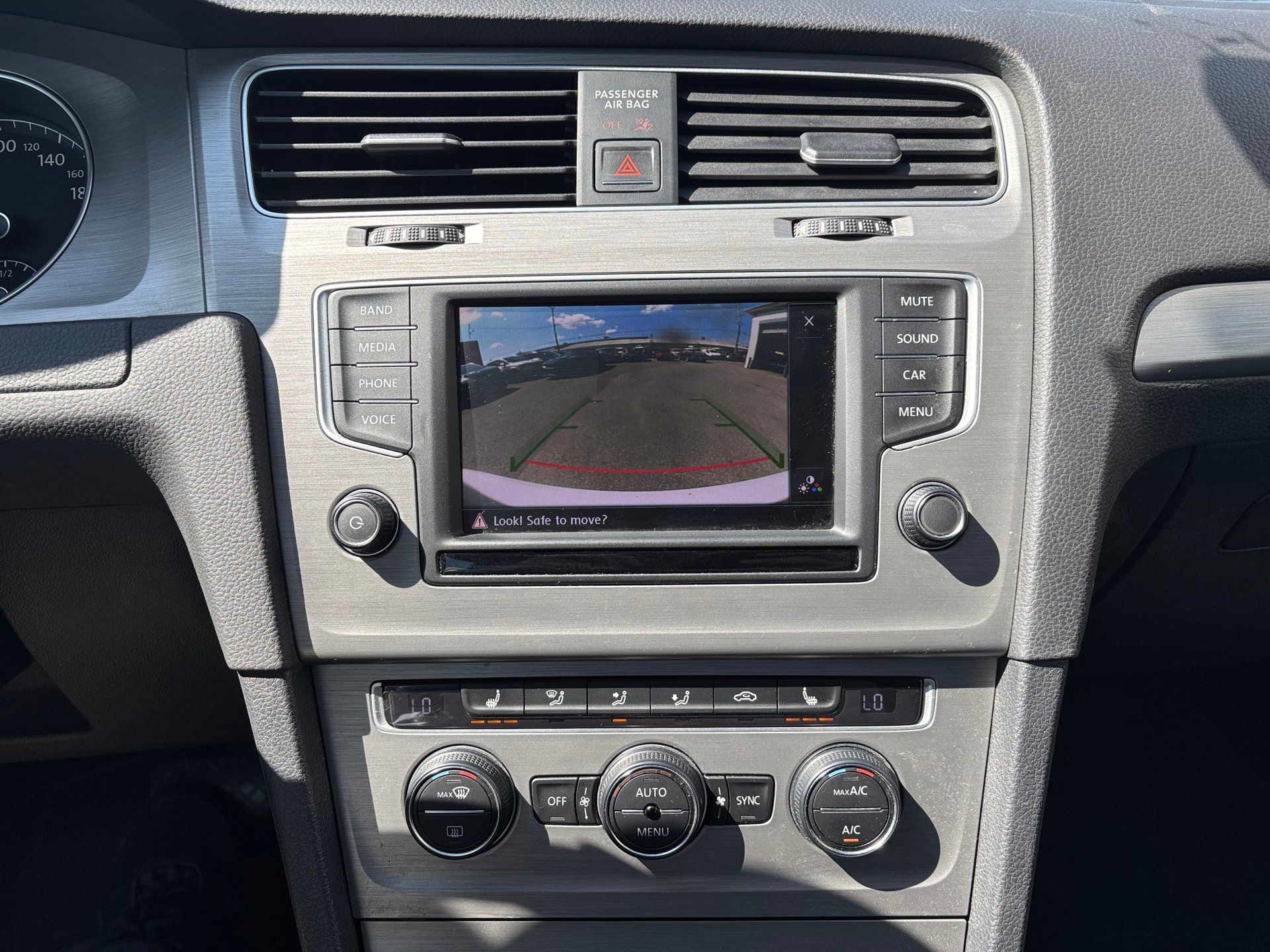 Volkswagen Golf 2016 - Image 15