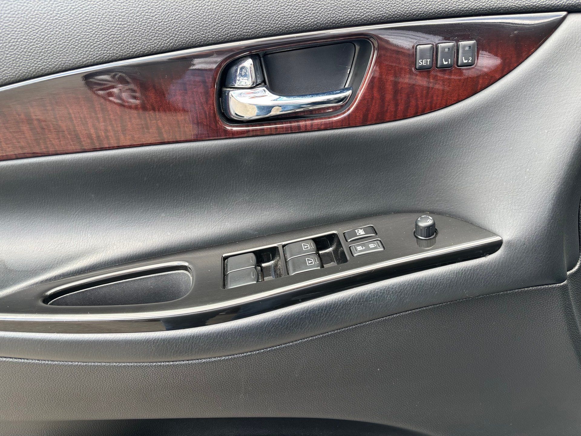INFINITI QX50 2017 - Image 12