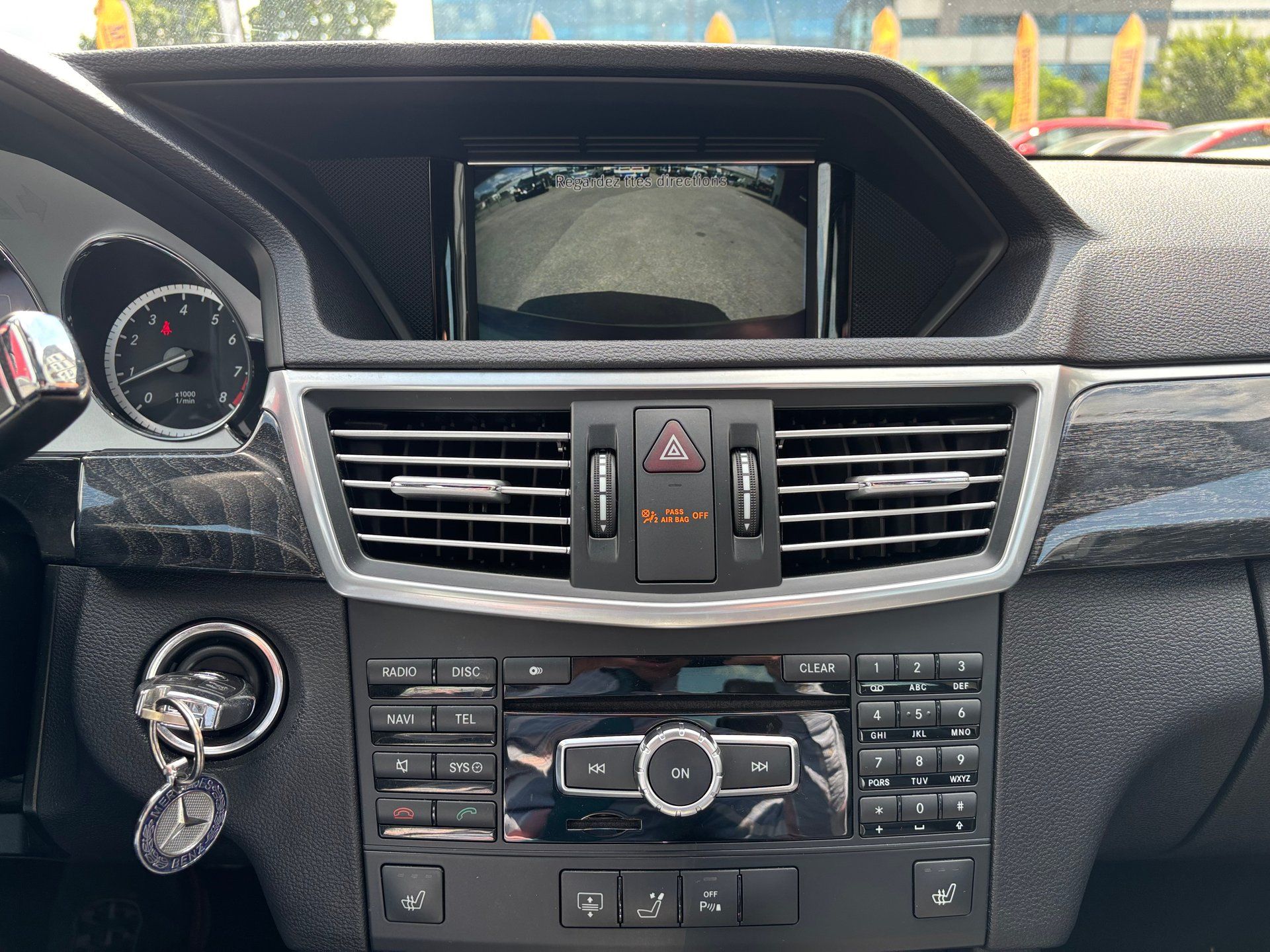 Mercedes-Benz E 300 2013 - Image 20