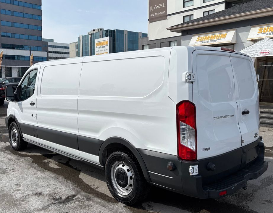 Ford Transit-150 2018 - Image 4