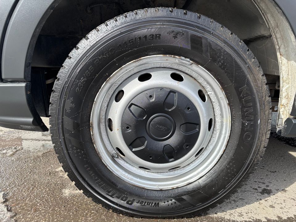 Ford Transit-150 2018 - Image 11