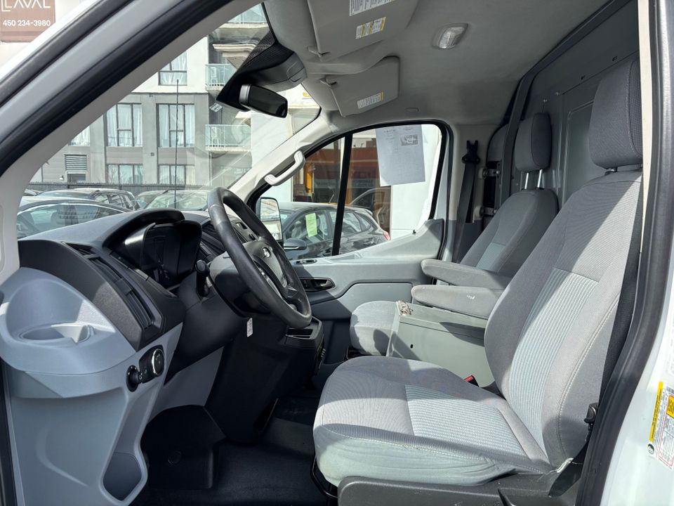 Ford Transit-150 2018 - Image 12