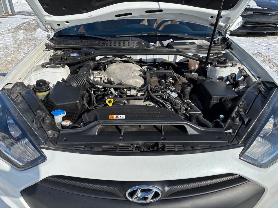 Hyundai Genesis Coupe 2016 - Image 22