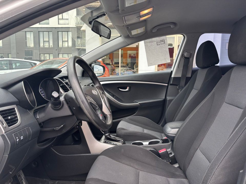 Hyundai Elantra GT 2013 - Image 13