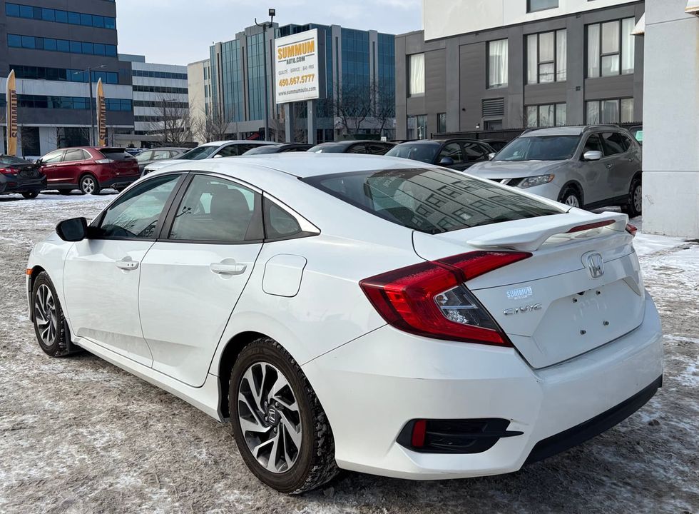 Honda Civic 2016 - Image 4